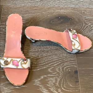 Gucci kitchen heels size 8
